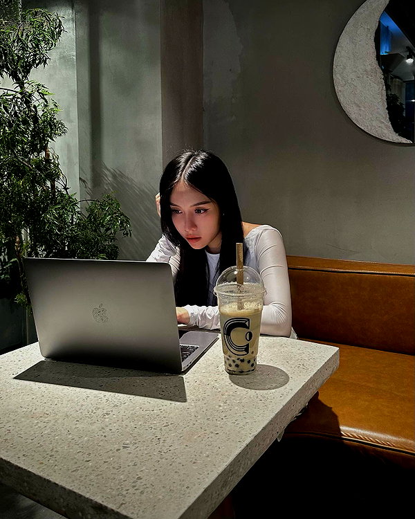 esmenguyennn instagram image archive image
