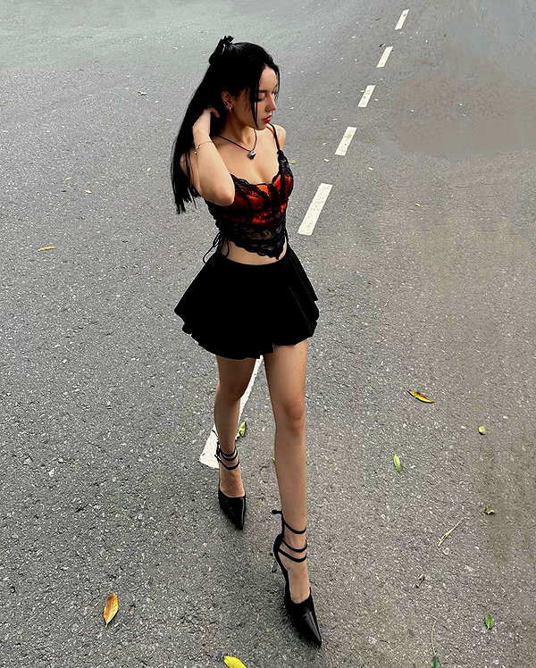 esmenguyennn instagram image archive image
