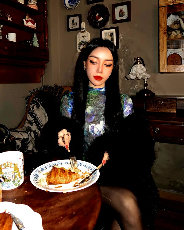 esmenguyennn instagram image archive image