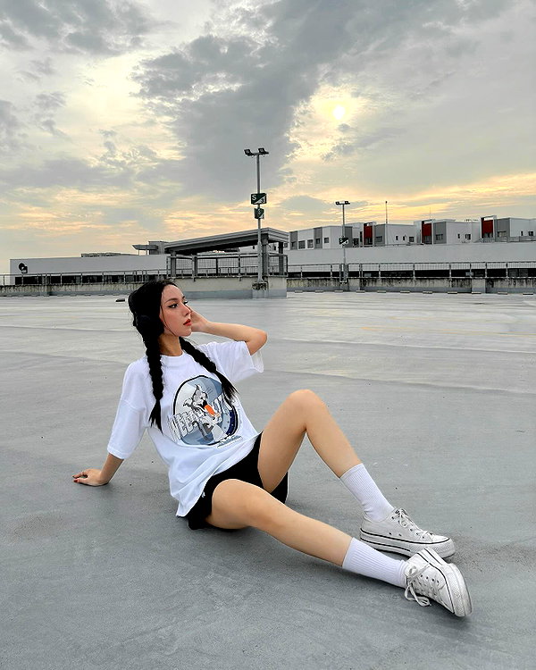 esmenguyennn instagram image archive image