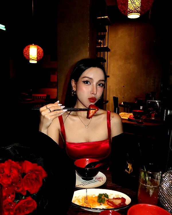 esmenguyennn instagram image archive image