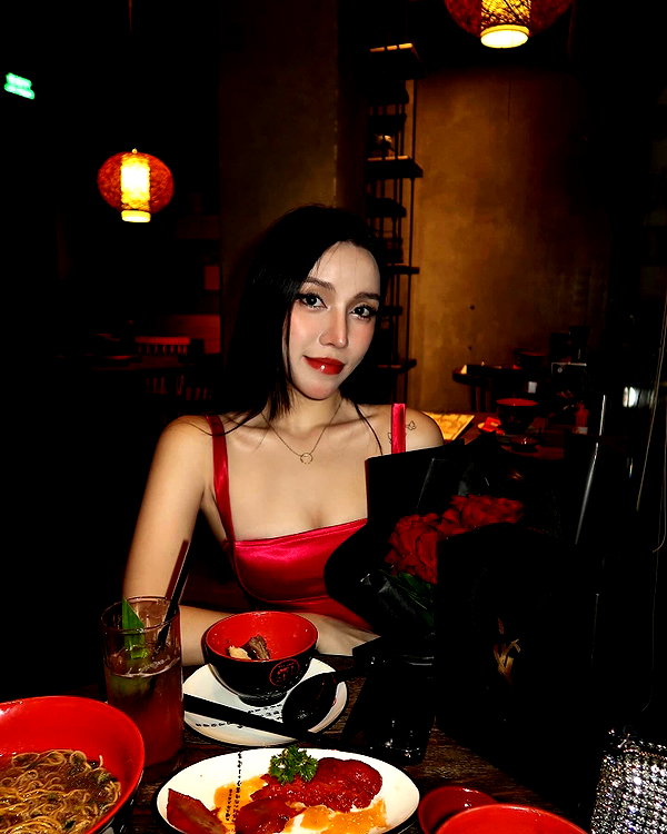 esmenguyennn instagram image archive image