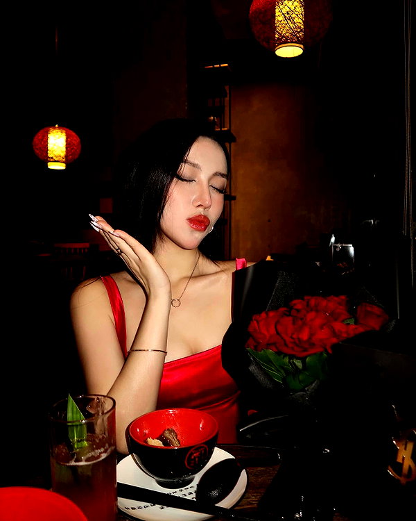 esmenguyennn instagram image archive image