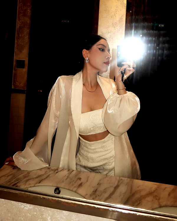 esmenguyennn instagram image archive image