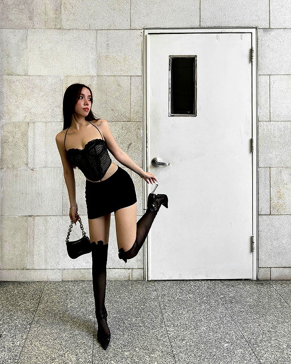 esmenguyennn instagram image archive image
