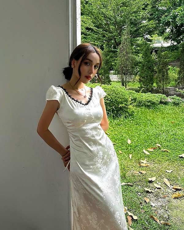 esmenguyennn instagram image archive image