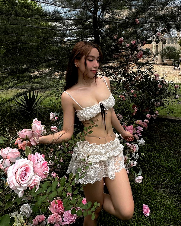esmenguyennn instagram image archive image