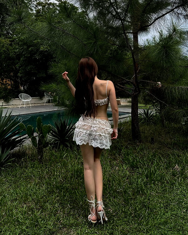 esmenguyennn instagram image archive image