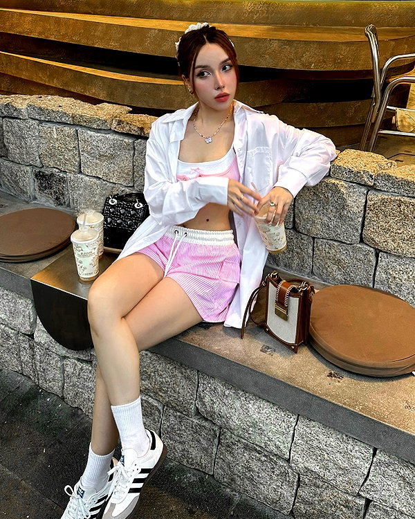 esmenguyennn instagram image archive image
