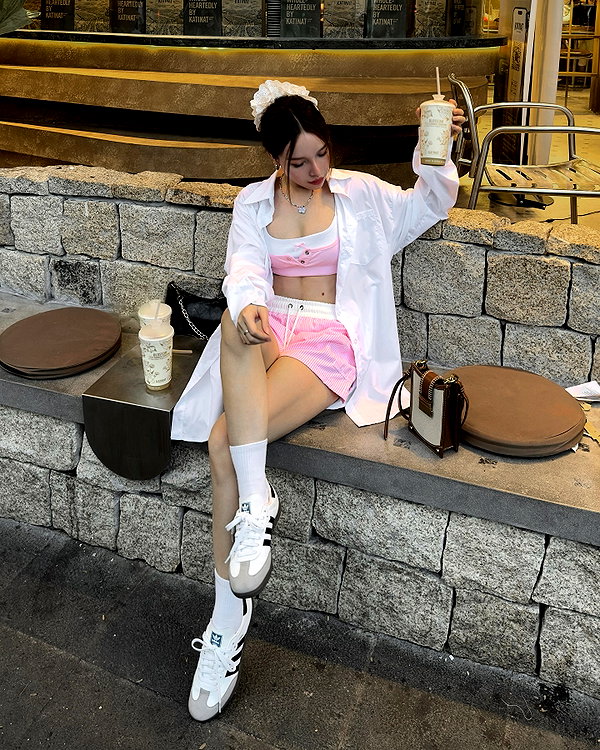 esmenguyennn instagram image archive image