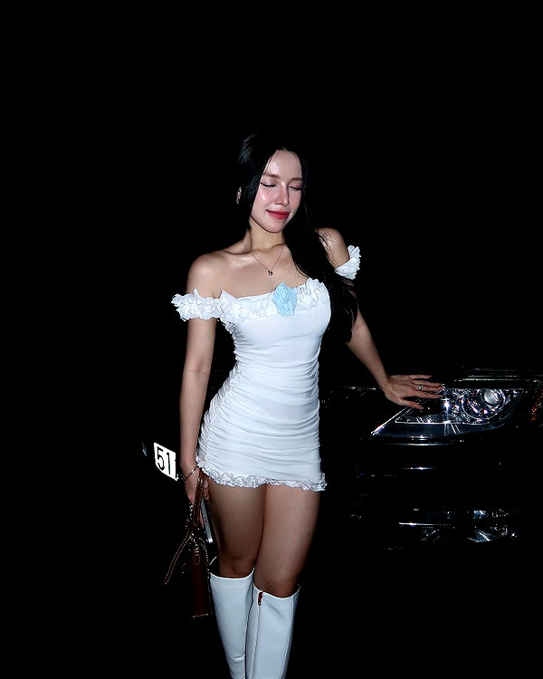esmenguyennn instagram image archive image