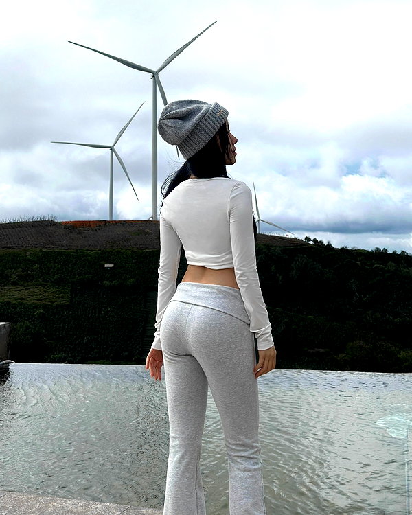 esmenguyennn instagram image archive image