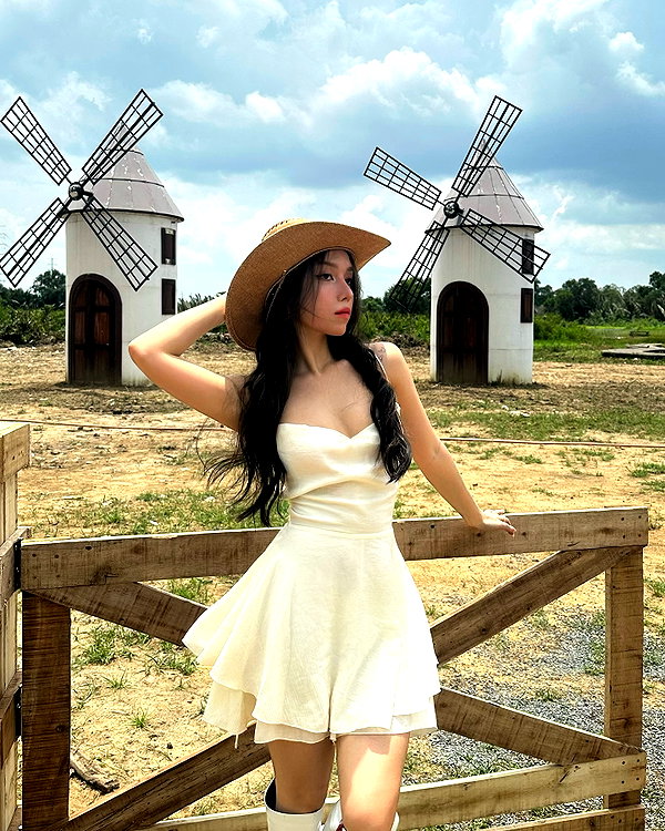 esmenguyennn instagram image archive image
