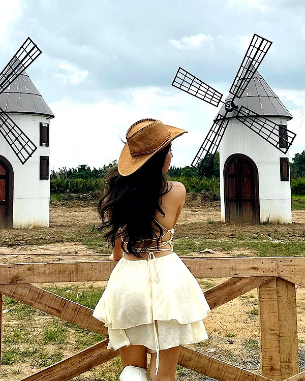 esmenguyennn instagram image archive image