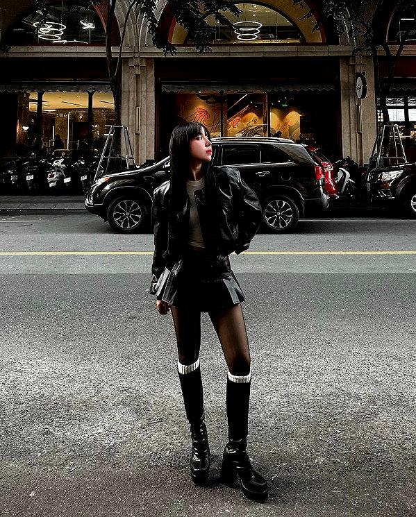 esmenguyennn instagram image archive image
