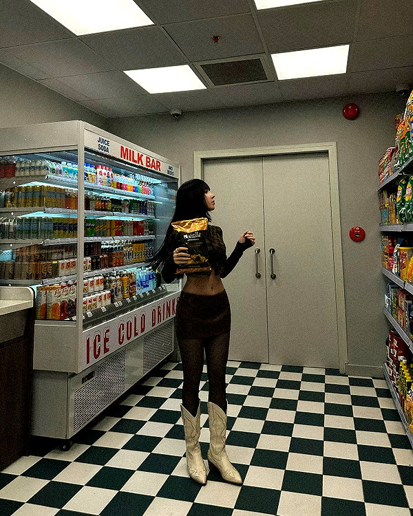 esmenguyennn instagram image archive image