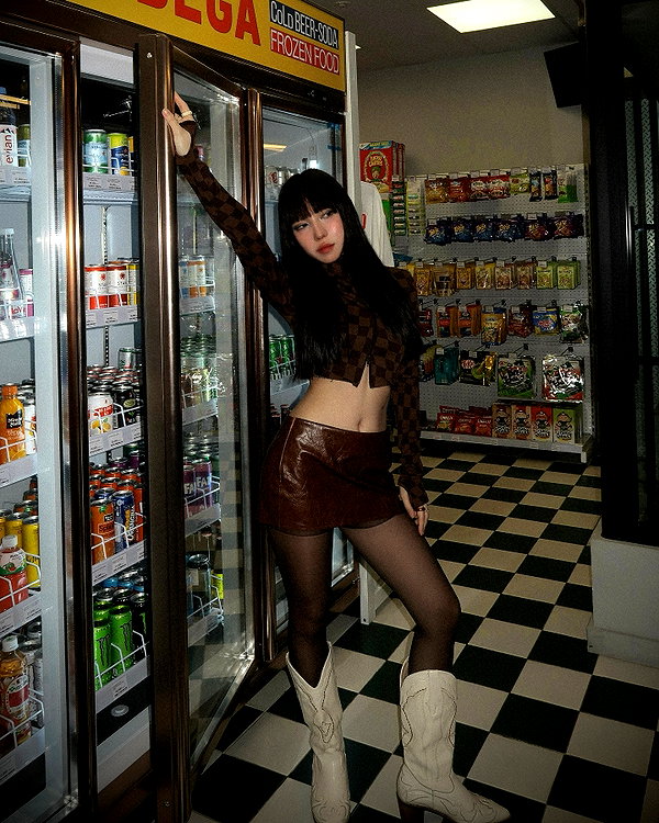 esmenguyennn instagram image archive image