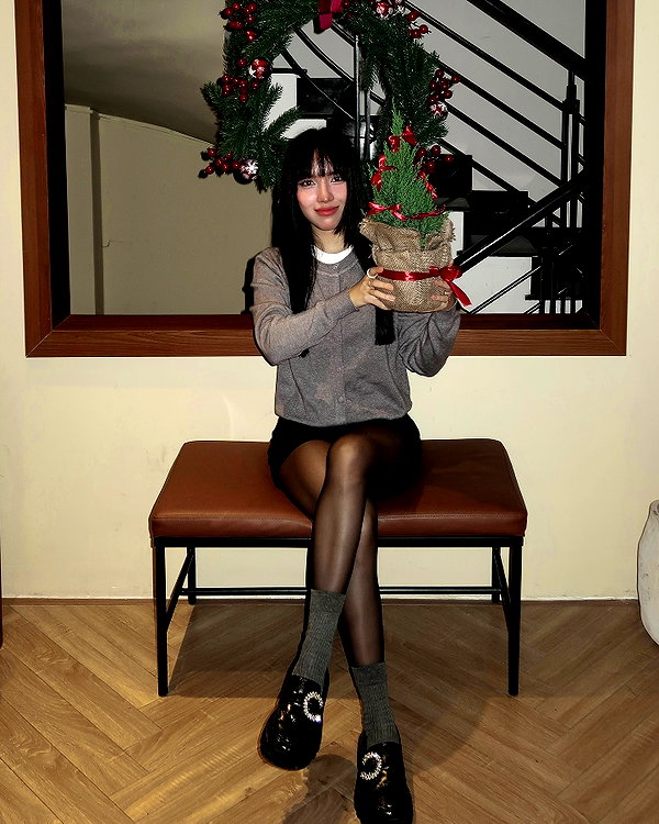 esmenguyennn instagram image archive image