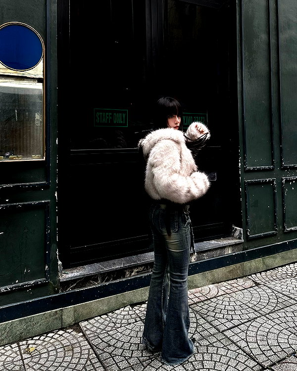esmenguyennn instagram image archive image