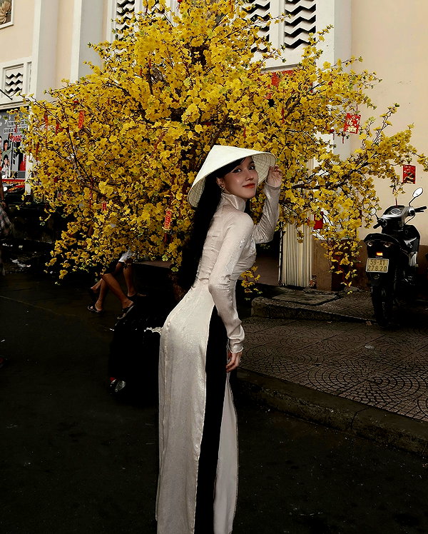 esmenguyennn instagram image archive image
