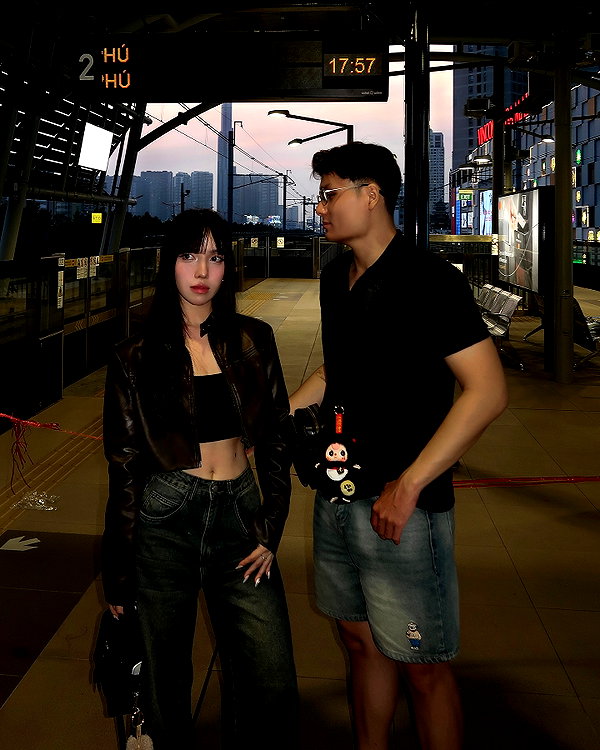 esmenguyennn instagram image archive image
