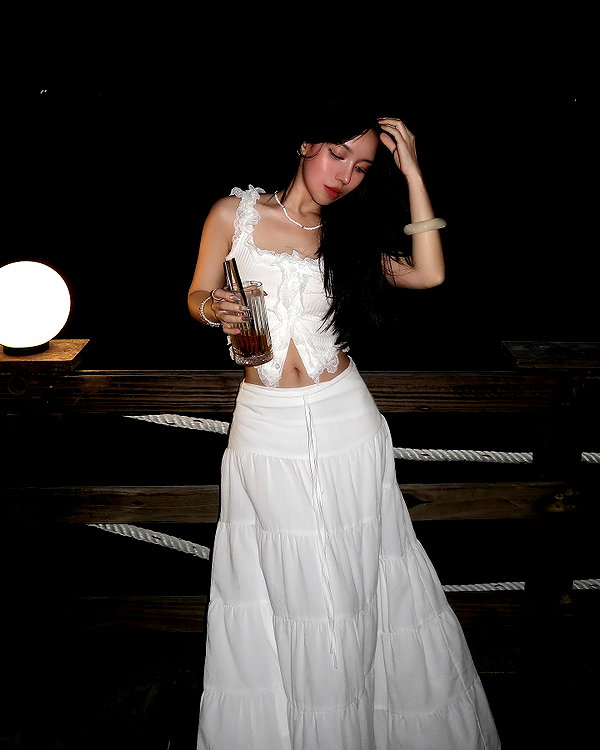 esmenguyennn instagram image archive image