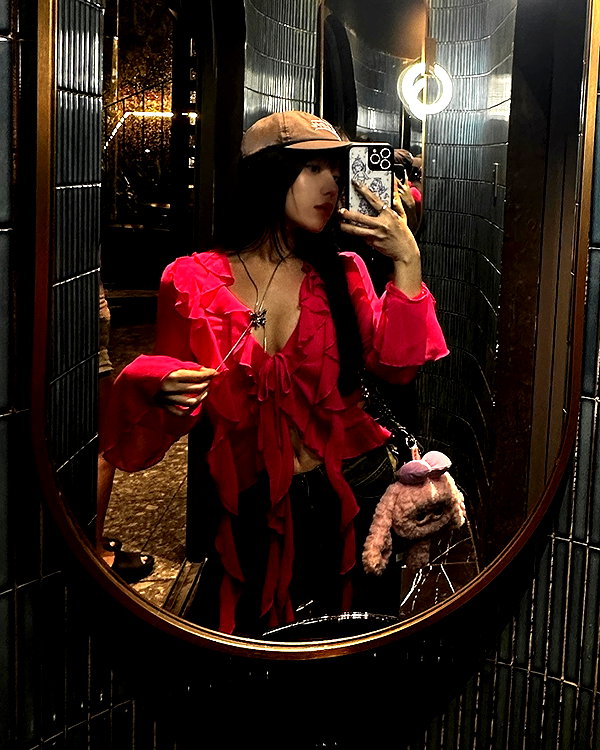 esmenguyennn instagram image archive image