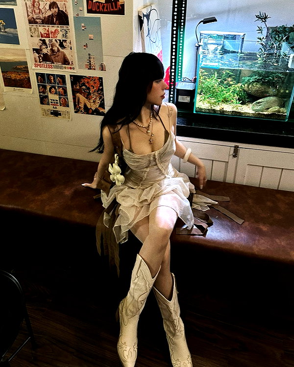esmenguyennn instagram image archive image