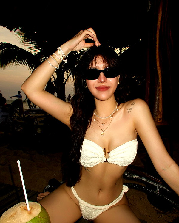 esmenguyennn instagram image archive image