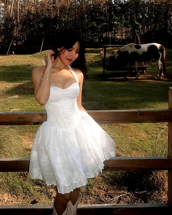 esmenguyennn instagram image archive image