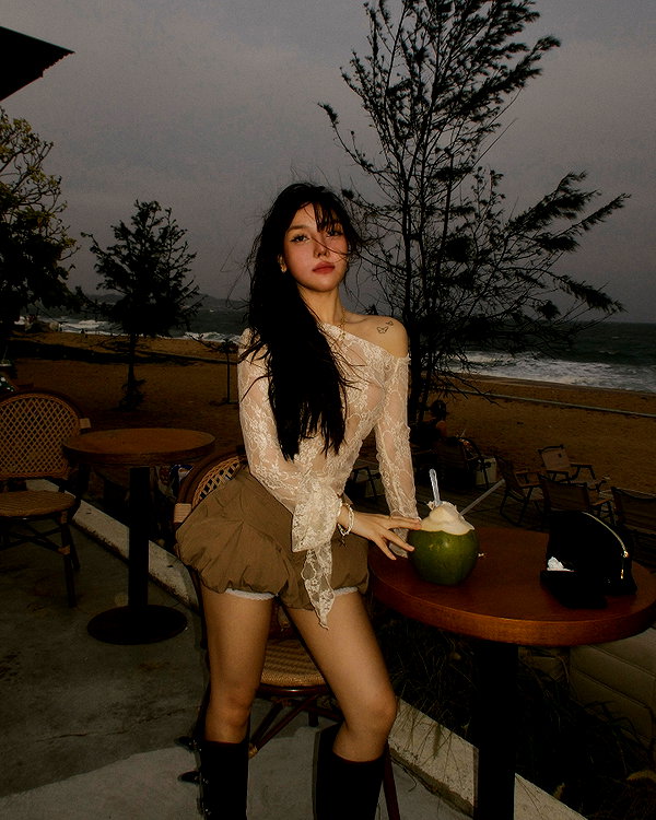 esmenguyennn instagram image archive image