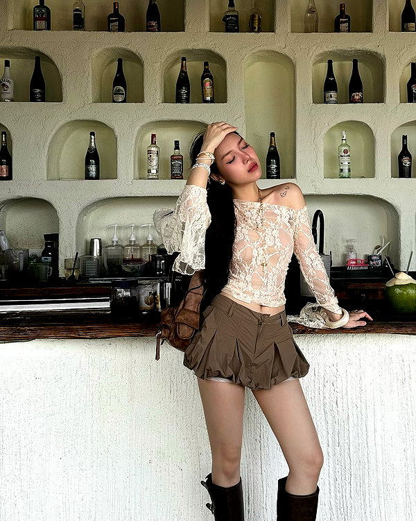 esmenguyennn instagram image archive image