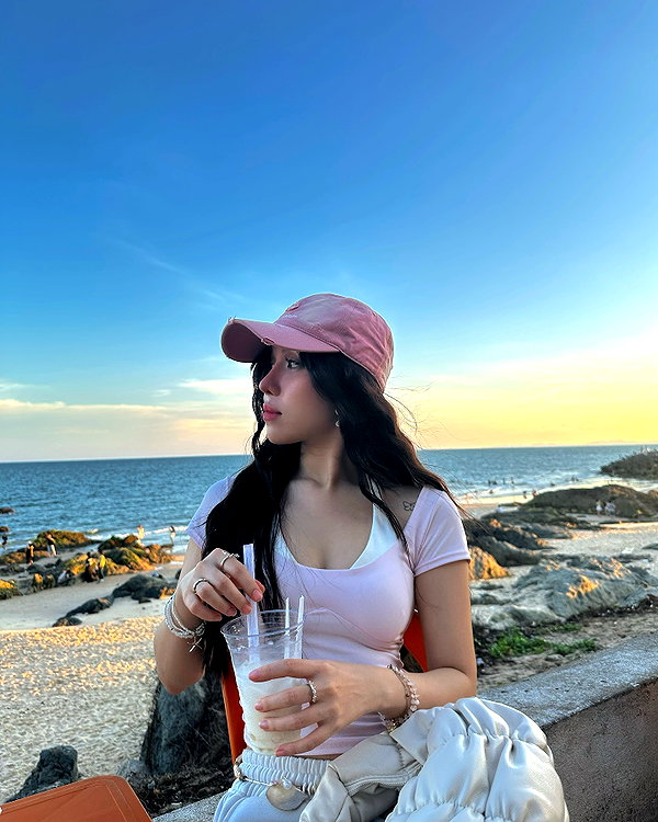esmenguyennn instagram image archive image