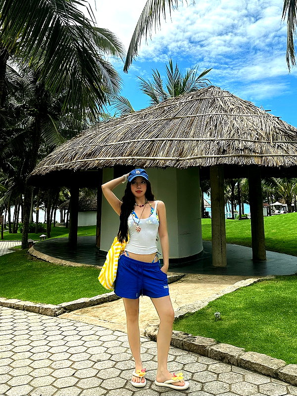 esmenguyennn instagram image archive image