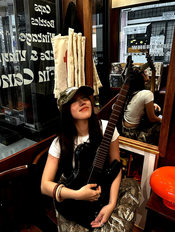 esmenguyennn instagram image archive image