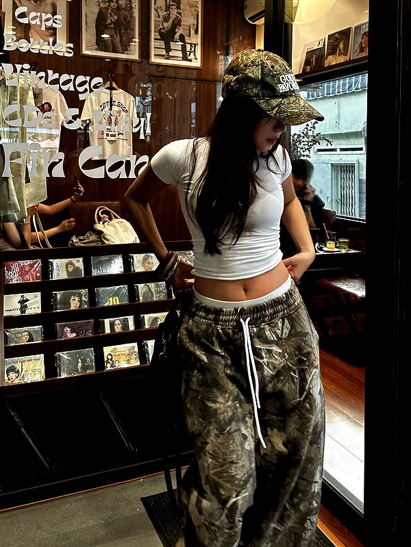 esmenguyennn instagram image archive image