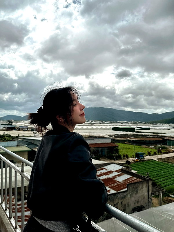 esmenguyennn instagram image archive image