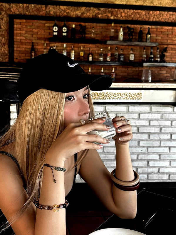 esmenguyennn instagram image archive image