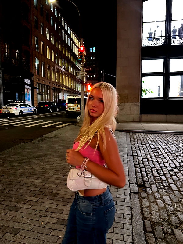 estherbarbarosh instagram image archive image