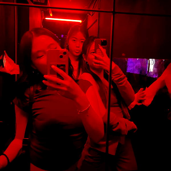 estherryeon instagram image archive image