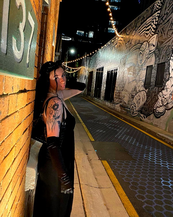 estr3iia instagram image archive image