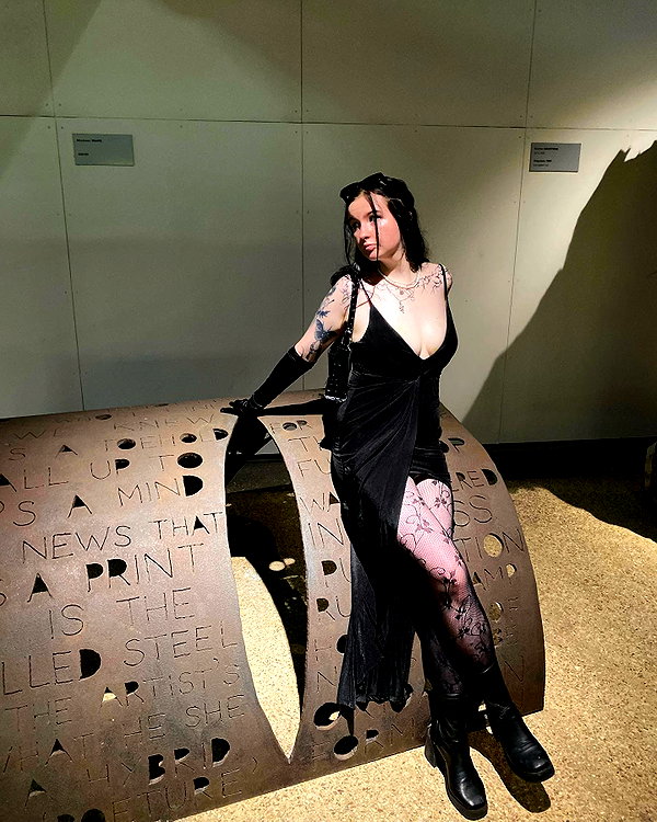 estr3iia instagram image archive image