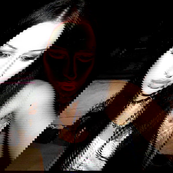 evameganosova image ~ Altpins