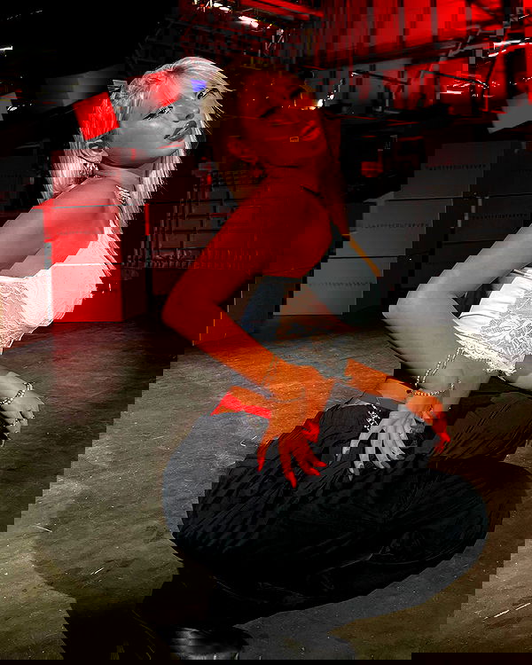 eve__sahar image ~ Altpins