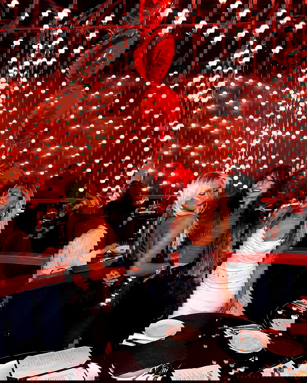 eve__sahar image ~ Altpins