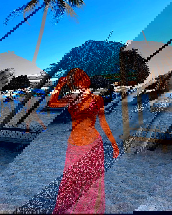 eve__sahar image ~ Altpins