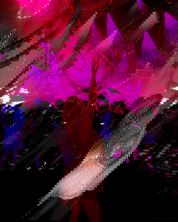 eve__sahar image ~ Altpins