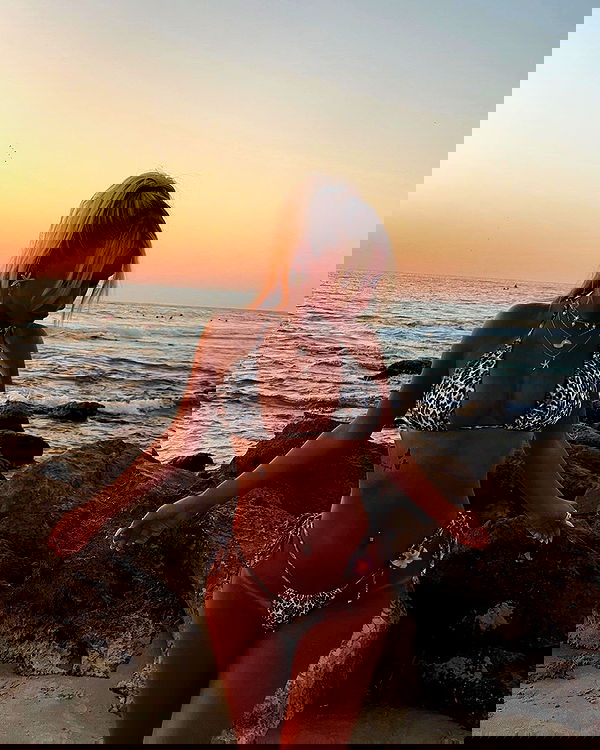 eve__sahar image ~ Altpins