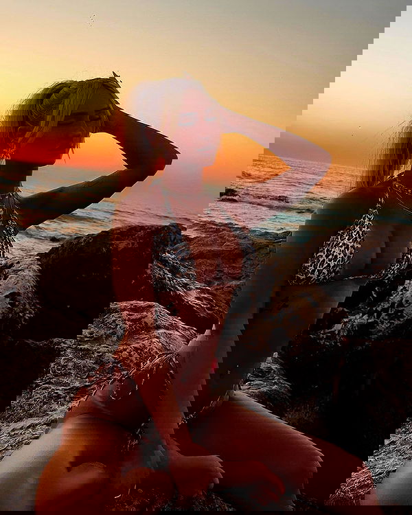 eve__sahar image ~ Altpins