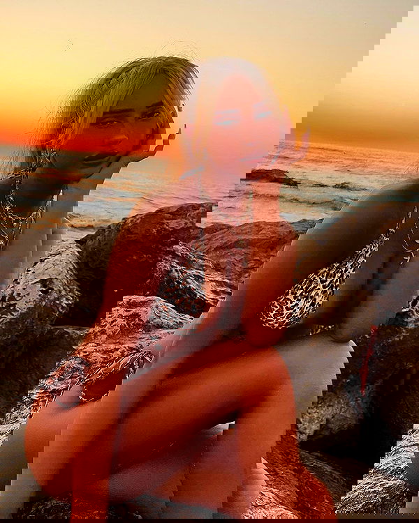 eve__sahar image ~ Altpins